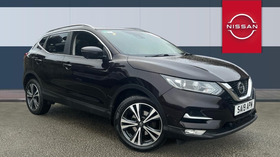 Nissan Qashqai 1.3 DiG-T N-Connecta 5dr Petrol Hatchback